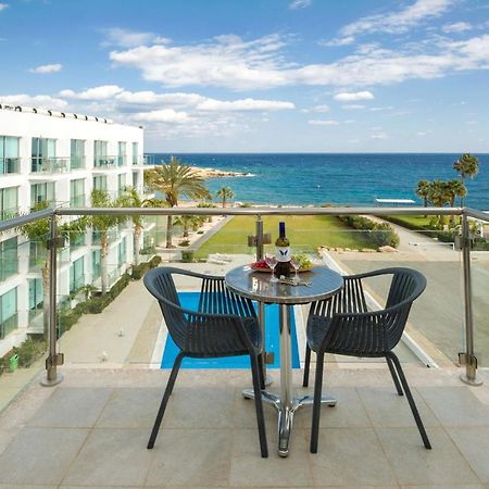 Gabriela - Coralli Beachfront Apartment Protaras Esterno foto